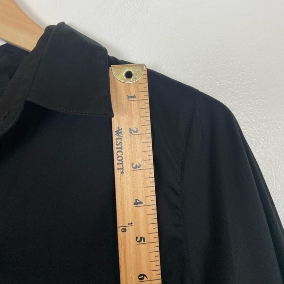 Chico's Women's Button Down Shirt Size 1 US 8 Black Stretch Puff Sleeve Preppy - Picture 6 of 8